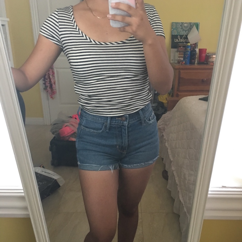 About a Girl crop top